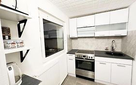 Mini Appartement Neben Theater